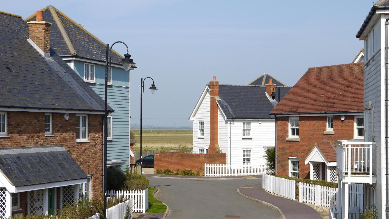 The Salty Dog Holiday Cottage, Camber Sands Rye Bagian luar foto