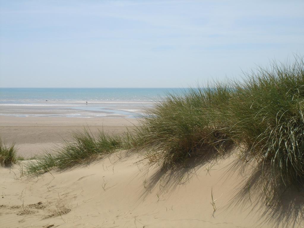 The Salty Dog Holiday Cottage, Camber Sands Rye Bagian luar foto